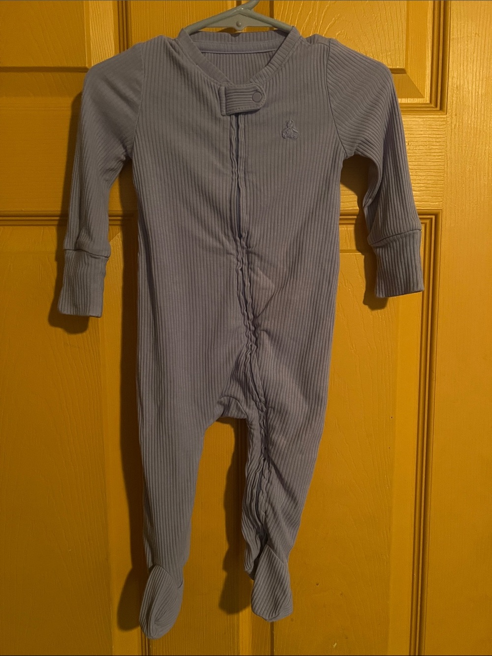 3-6 MONTHS BABY GIRL GAP PURPLE FOOTIE ONESIE ONE-PIECE ZIPPER RIBBED PURPLE